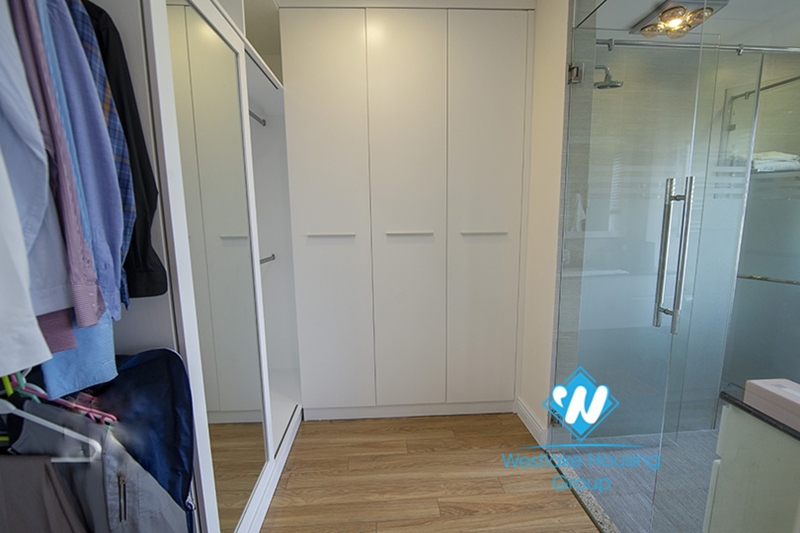 Beautiful 4 bedrooms villa for rent in Vinhome Riverside near BIS international school